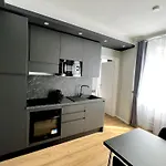 Prestige Duomo Apartment - Lake Como