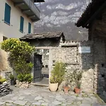 Riva Bianca Castle Holiday Home