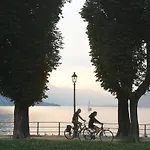 Big Romantic Lake View & Terrace