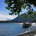 Big Romantic Lake View & Terrace