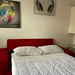 Appartamento Como In Lora