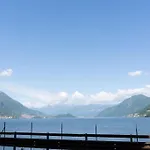 Suite On The Lake