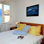 Caroline Comfortable Holiday Residence