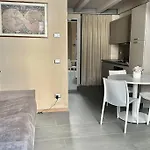 Couple\'S Dream Loft 100Mt From Duomo And Lake