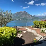 The Terrace On The Como Lake - Varenna Pino