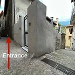 Timco 3-Story Apartment With Lake View And Air-Conditioner