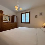 Casa Eva Pianello - Larihome A64