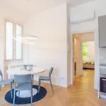 Lake View Apartment With Pool, Garden And Parking