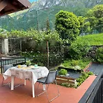 Jasmine Lilla - Apartment In Villa With Terrace