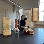 Moni\'S House