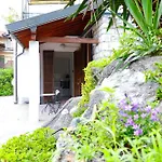 Wisteriaroom