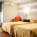 Lizard Hotel