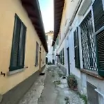 Como Lake Apartment