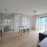 Golden Lake View