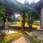 Il Granaio - Ancient Molino Maufet Watermill On Lake Como - Garden View