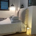 Cozy Room In The Heart Of Como