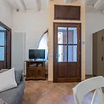 I Host Apartment - Volta