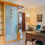 Doriana\'S House With Garden & Parking