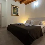 Medioevo I - A Due Passi Dal Duomo