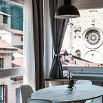 Downtown Como-Luxury Suites
