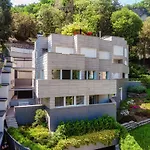 The Art House - By Myhomeincomo