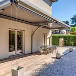 Villa Family Colico With Pool