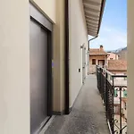 Como City Wall