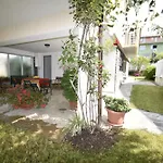 Anzio 9 Guest House