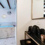 Sahara & Amazzonia Luxury Rooms- The House Of Travelers
