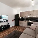 Dalia Apartment - By The House Of Travelers