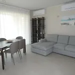 Lago Dorato Roxy Apartament