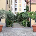 Borgovico48 Cozy Apartament Near The Station San Giovanni And The City Center