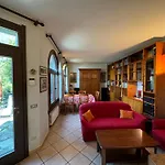 Suitecastlelakeview 2