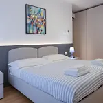Casa Ardo Wifi & Free Parking In Lecco Center