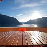 Splendida Casa Con Terrazza Vista Lago E 2 Garage