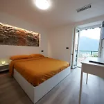 La Casa Sul Torrente - Lake View