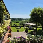 Casale Raffaello B&B Como