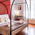 Luxury Apartment On The Center Of Como