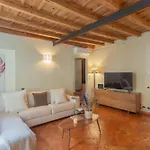 Pantero Apartment By Rent All Como