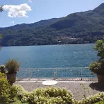 Lakeside Serenity