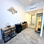 Living Lake Como-Rooms&Parking