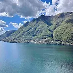 Lake View Apartment