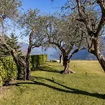 Alex\'S Luxury Lake View Apt Pool And Tennis