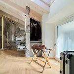 Villa Reverie - Boutique Hotel