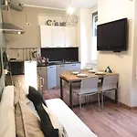 Lake Alley Apartment