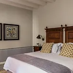Villa Issima - The Bellagio Suite