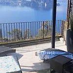Dream Lake Panorama, Garage In The Center Of Varenna