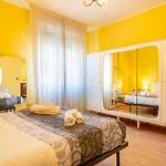 Spacious Apartment At Como Lake