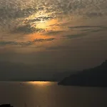 L\'Una Di Lago Lake Apartment With Parking