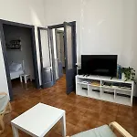 Apartment Near Downtown